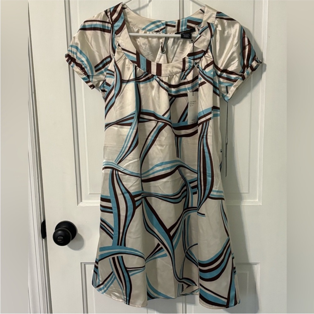 BCBG Y2K Round Neck Short Sleeve Lined A-Line Mini Dress Beige Vintage NWT